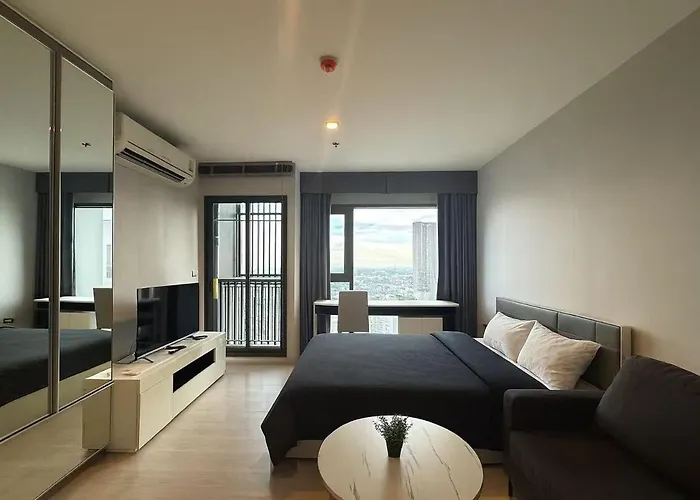 Thonglor Next To Bts Modern - Fitness Gym With Full View