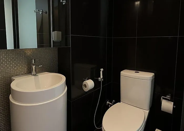 Apartment Thonglor Next To Bts Modern - Fitness Gym With Full View *