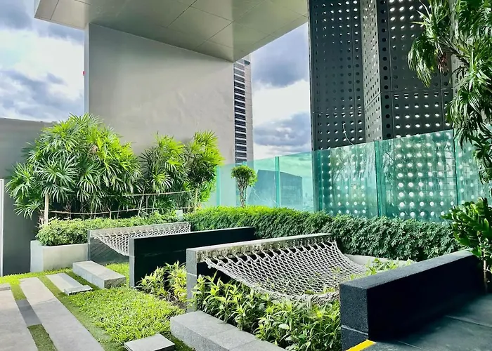 Thonglor Next To Bts Modern - Fitness Gym With Full View